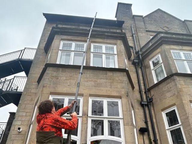 Gutter Cleaning Services in Whitby
